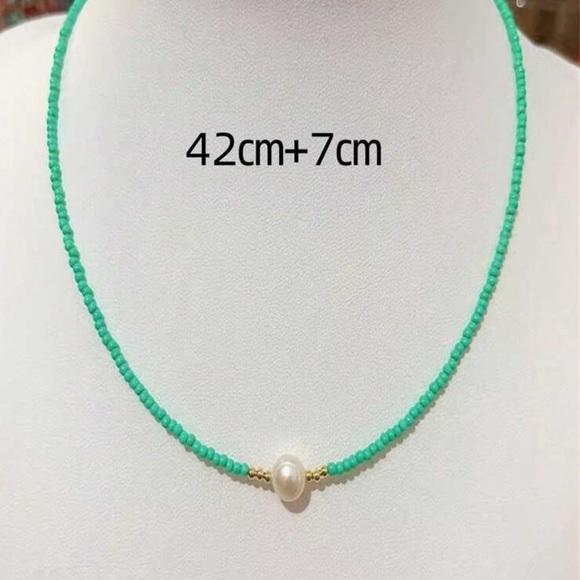 NEW Turquoise Beaded Necklace with Freshwater Pearl Accent - Picture 2 of 3